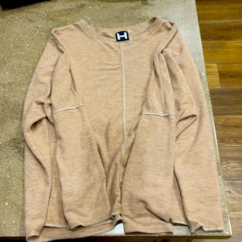 Boxy lightweight sweater